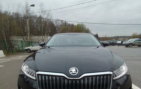 Skoda Superb III рестайлинг, 2025 год, 3 400 000 рублей, 22 фотография