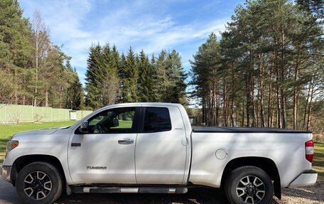 Toyota Tundra II, 2016 год, 5 000 000 рублей, 3 фотография