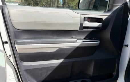 Toyota Tundra II, 2016 год, 5 000 000 рублей, 16 фотография