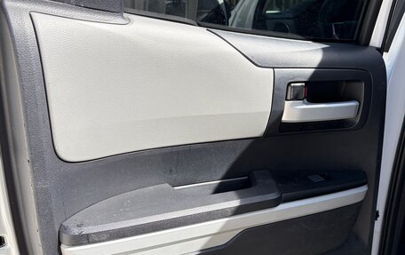 Toyota Tundra II, 2016 год, 5 000 000 рублей, 17 фотография