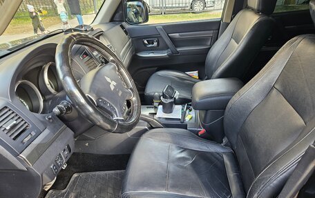 Mitsubishi Pajero IV, 2013 год, 2 250 000 рублей, 7 фотография