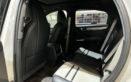 Porsche Cayenne III, 2020 год, 11 990 000 рублей, 16 фотография