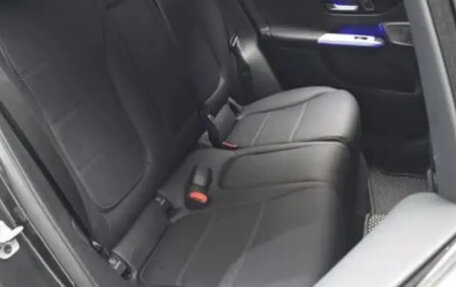 Mercedes-Benz GLC, 2025 год, 17 фотография