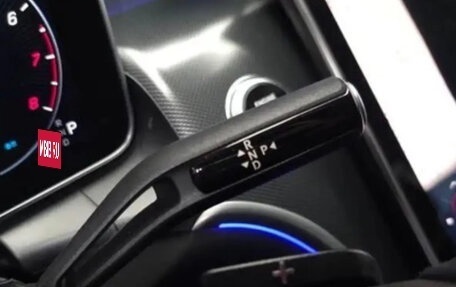 Mercedes-Benz GLC, 2025 год, 16 фотография