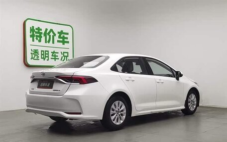 Toyota Corolla, 2022 год, 1 120 000 рублей, 5 фотография