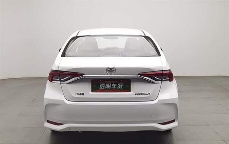 Toyota Corolla, 2022 год, 1 120 000 рублей, 4 фотография