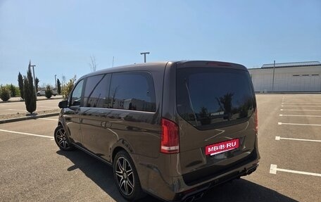 Mercedes-Benz V-Класс, 2014 год, 3 100 000 рублей, 3 фотография