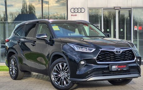 Toyota Highlander, 2025 год, 5 699 000 рублей, 3 фотография