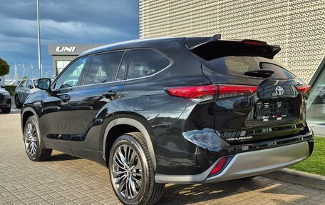 Toyota Highlander, 2025 год, 5 699 000 рублей, 13 фотография