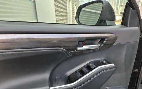 Toyota Highlander, 2025 год, 5 699 000 рублей, 17 фотография