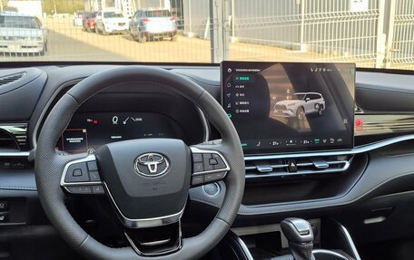 Toyota Highlander, 2025 год, 5 699 000 рублей, 34 фотография