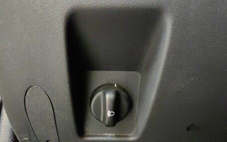 Renault Sandero I, 2012 год, 568 000 рублей, 22 фотография