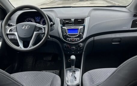 Hyundai Solaris II рестайлинг, 2013 год, 850 000 рублей, 12 фотография