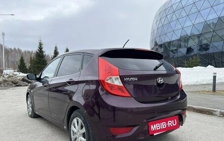 Hyundai Solaris II рестайлинг, 2013 год, 850 000 рублей, 7 фотография