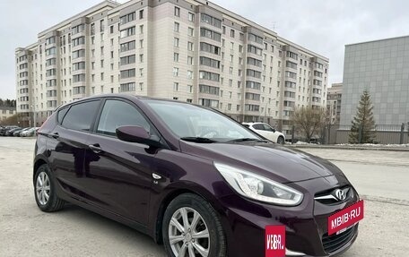 Hyundai Solaris II рестайлинг, 2013 год, 850 000 рублей, 2 фотография