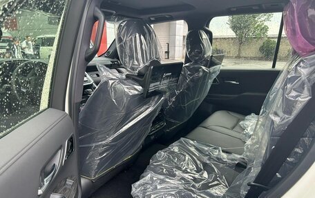 Toyota Land Cruiser, 2026 год, 16 348 000 рублей, 5 фотография