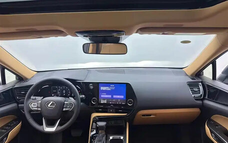 Lexus NX, 2025 год, 5 450 001 рублей, 4 фотография