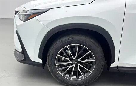 Lexus NX, 2025 год, 5 450 001 рублей, 16 фотография