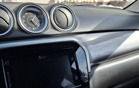 Suzuki Vitara II рестайлинг, 2018 год, 2 300 000 рублей, 8 фотография