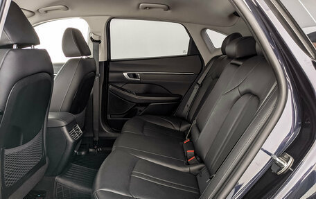 Hyundai Sonata VIII, 2021 год, 2 600 000 рублей, 18 фотография