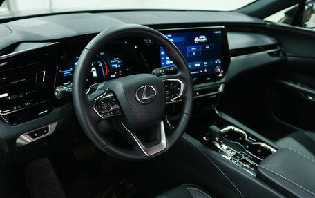 Lexus RX IV рестайлинг, 2025 год, 7 990 000 рублей, 20 фотография