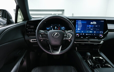 Lexus RX IV рестайлинг, 2025 год, 7 990 000 рублей, 27 фотография