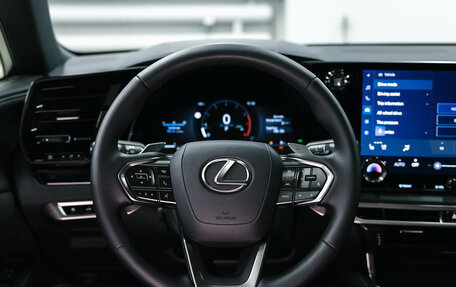 Lexus RX IV рестайлинг, 2025 год, 7 990 000 рублей, 29 фотография