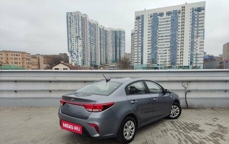 KIA Rio IV, 2017 год, 1 250 000 рублей, 2 фотография