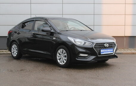 Hyundai Solaris II рестайлинг, 2017 год, 1 225 000 рублей, 3 фотография