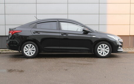 Hyundai Solaris II рестайлинг, 2017 год, 1 225 000 рублей, 4 фотография