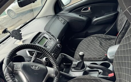 Hyundai ix35 I рестайлинг, 2011 год, 1 300 000 рублей, 8 фотография