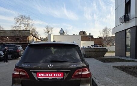 Mercedes-Benz M-Класс, 2013 год, 2 850 000 рублей, 2 фотография