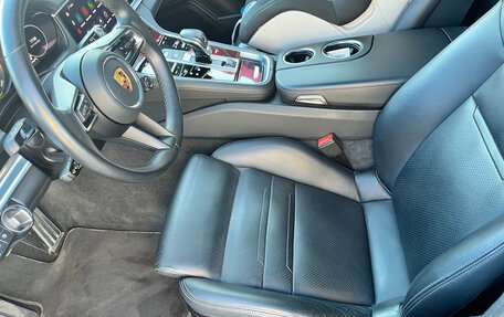 Porsche Panamera II рестайлинг, 2022 год, 12 000 000 рублей, 6 фотография