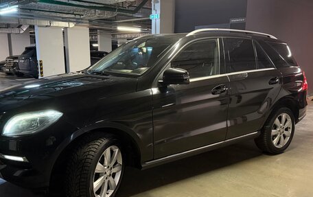 Mercedes-Benz M-Класс, 2014 год, 2 350 000 рублей, 3 фотография