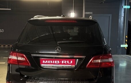 Mercedes-Benz M-Класс, 2014 год, 2 350 000 рублей, 4 фотография