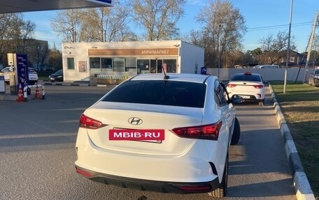 Hyundai Solaris II рестайлинг, 2021 год, 1 170 000 рублей, 3 фотография