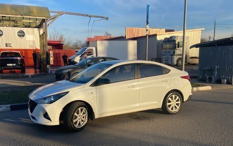 Hyundai Solaris II рестайлинг, 2021 год, 1 170 000 рублей, 7 фотография