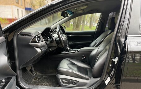 Toyota Camry, 2020 год, 2 200 000 рублей, 8 фотография