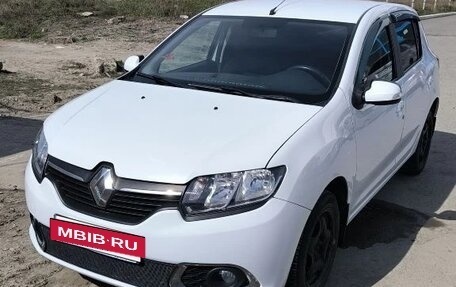 Renault Sandero II рестайлинг, 2015 год, 750 000 рублей, 5 фотография