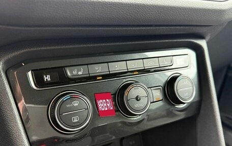 Volkswagen Tiguan II, 2020 год, 2 630 000 рублей, 14 фотография