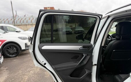 Volkswagen Tiguan II, 2020 год, 2 630 000 рублей, 20 фотография