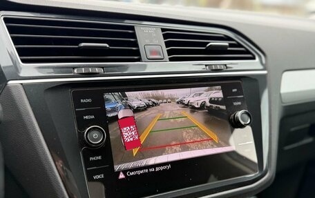 Volkswagen Tiguan II, 2020 год, 2 630 000 рублей, 13 фотография