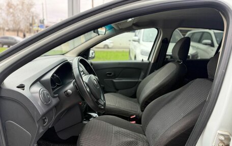 Renault Logan II, 2018 год, 440 000 рублей, 15 фотография