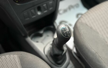 Renault Logan II, 2018 год, 440 000 рублей, 13 фотография