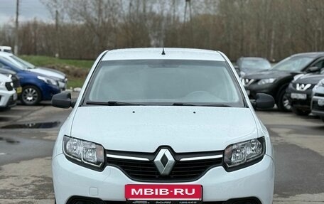 Renault Logan II, 2018 год, 440 000 рублей, 3 фотография