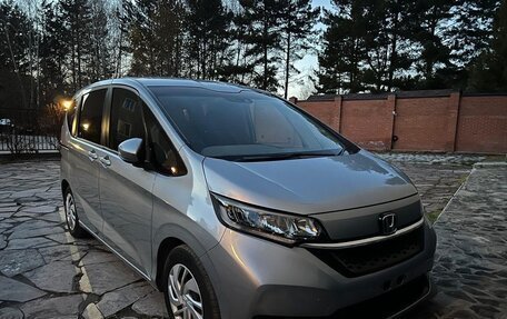 Honda Freed II, 2022 год, 1 499 990 рублей, 1 фотография