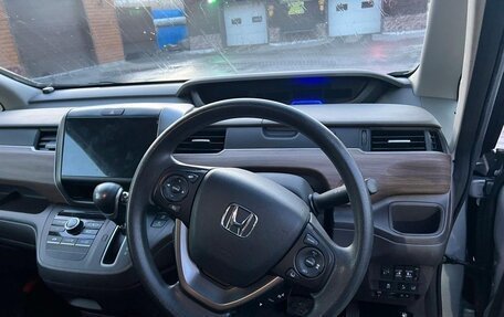 Honda Freed II, 2022 год, 1 499 990 рублей, 11 фотография