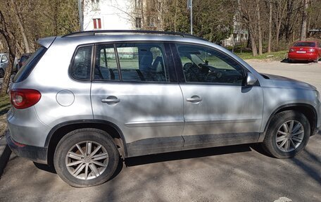 Volkswagen Tiguan I, 2010 год, 900 000 рублей, 5 фотография