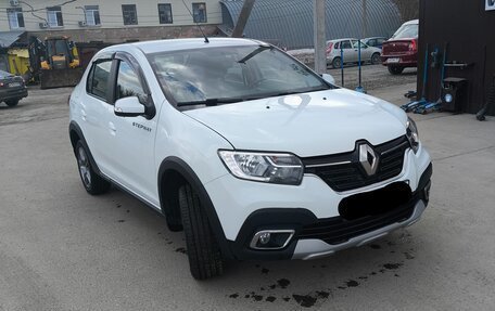 Renault Logan II, 2022 год, 1 500 000 рублей, 3 фотография