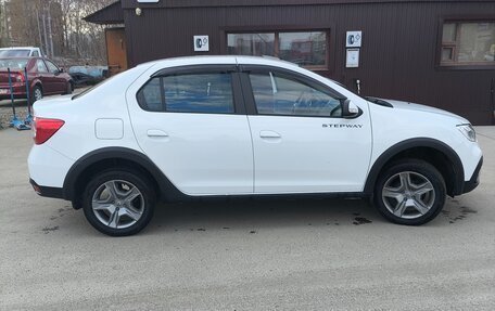 Renault Logan II, 2022 год, 1 500 000 рублей, 4 фотография